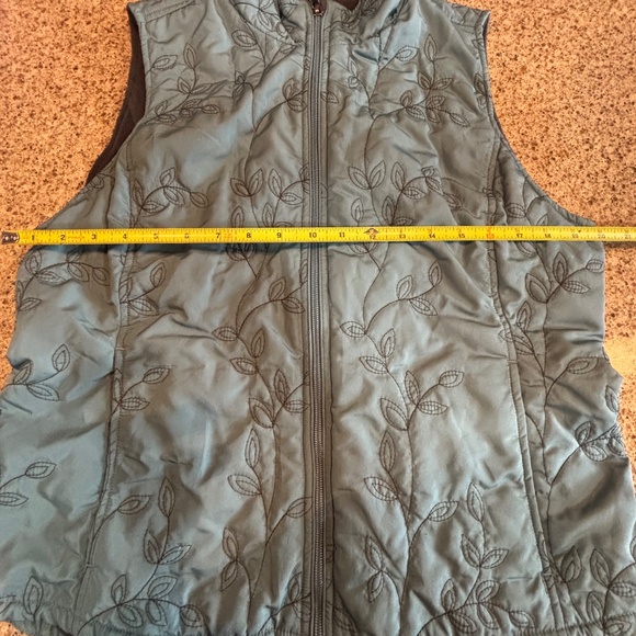 Eddie Bauer Fleece Lined Vest - Picture 4 of 6